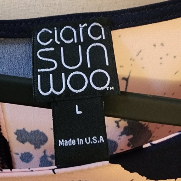 Clara Sun Woo Back Keyhole Dress, Coral and Navy Splash Stroke Pattern, Large - Picture 5 of 5